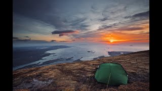 DZIKI BIWAK NA NAJNIEBEZPIECZNIEJSZEJ GÓRZE W IRLANDII (MWEELREA, CONNEMARA)