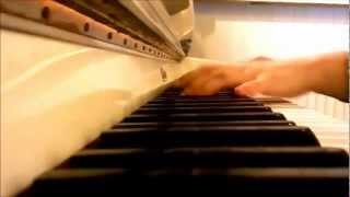 Here comes VI (League of Legends) Piano Cover by Carolyne Kampen