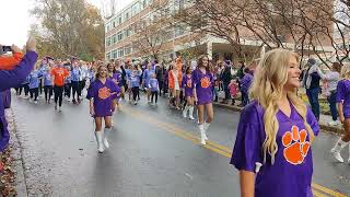 Clemson pregame parade