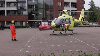 Vele Hulpdiensten met spoed naar een Persoon in Brand bij het gemeentehuis Oss