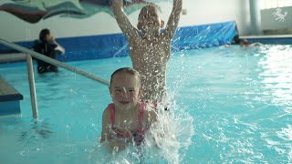 Wassergewöhnung erleichtert das Schwimmenlernen