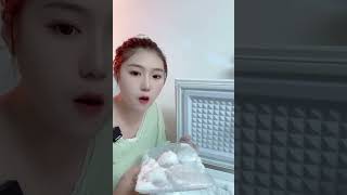 Ice ASMR frozen freezer eating#iceasmr #icebites #asmreating