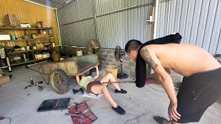 💡 The genius girl helps the farmer restore and repair the chassis and new improved wheels