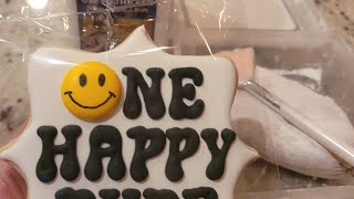 How To Use Cornstarch Before Packaging Decorated Sugar Cookies with Royal Icing