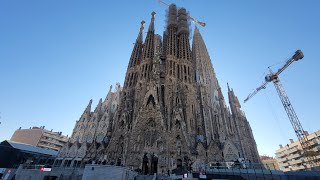 사그라다 파밀리아 SAGRADA FAMILIA (Barcelona, Spain)