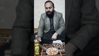 زیتون کھاؤ اور اس کا تیل استعمال کرو کیونکہ اس میں ستّر (70) بیماریوں سے شفا ہے۔