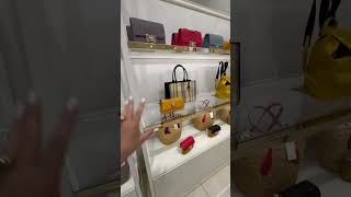 Сезон скидок в Furla: Лови стильные сумочки по красным ценам!