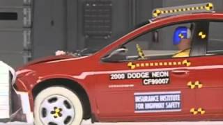 Crash Test2000 Dodge Neon moderate overlap test