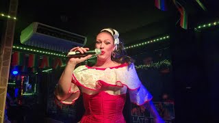 Louisse Sheila At New People Pub Benidorm Que El Fútbol No Pare 4K