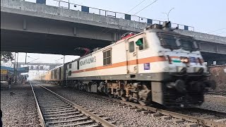 THE FASTEST RAJDHANI | Dangerous Mumbai Rajdhani kicks dust at Faridabad New Town @ 130 KMPH..