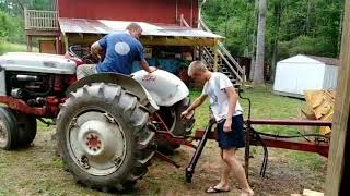 Figuring out our " new to us" New Holland 488 Haybine.