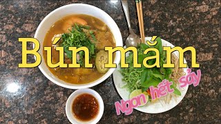 Bún mắm miền tây - Ngon hết sảy | Năm Dung Vào Bếp | Dung Võ Vàm Cỏ