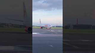 Pushback pesawat Lion Air di Bandara Juanda Surabaya (3)