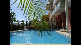 Luxurious 2 bedroom apartment in Calpe, first line, with unparalleled sea views, 20m from The beach.