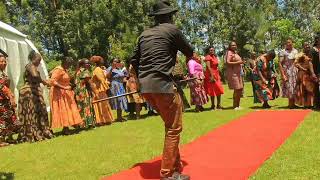 HON SIMBA ARATI DANCES WITH THE TUNE JIGS BY DANTE OMOGUSII OBOKANO HD (VIDEO)0726678694