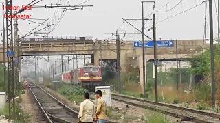 Gomti Express (S.F.) 12419 Lucknow To New Delhi Via Aligarh || Indian Rail Humsafar||