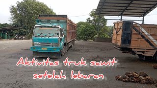 aktivitas truk sawit tronton setelah lebaran!!@suriadi kw loader