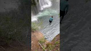 CRAZY CLIFF JUMPING WASHINGTON