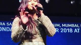 Shreya Ghoshal singing Khoyi Khoyi yaadein in Mumbai concert 2018