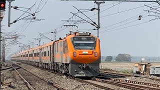 Pushpull WAP5 Malda Town-SMVT Bangalore Amrit Bharat Express Humiliating The Track At 130 Kmph..