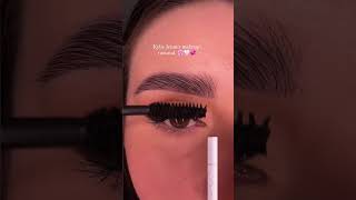 Kylie Jenner Makeup Tutorial 🧁 Products used are found in the Comment Section 📋 💞 #kyliejenner