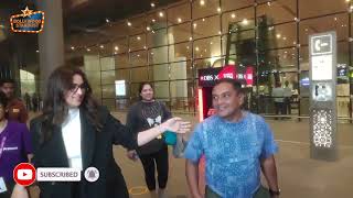 Parineeti Chopra Blushes When Asked About Her Wedding Rumours | Returns Mumbai Spotted At Airport