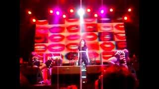 Dewi Sandra - Wanita (Live)