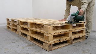 New design ideas inspired by wooden pallets that you will love - Large Pallet Bed With Simple Design