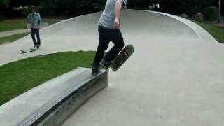 FS 5-0 Shuvit out, Varial Kickflip Footplant