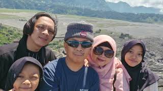 Bromo April 2024