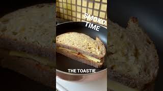 Toastie for smoko (carpenter’s lunch) #shorts #smoko #grilledcheese #lunch