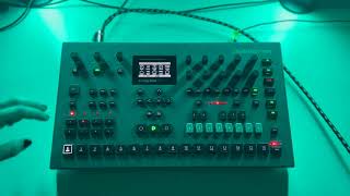 Dreamkit: dreamy arpeggios and insect-like sounds on my Elektron Analog Four MKII