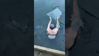 DAN SIMMS VS FROZEN LAKE #icebath  #coldplunge #frozenlake