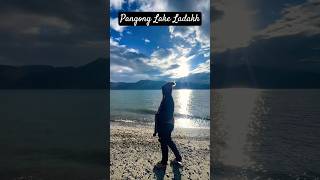 Pangong Lake Ladakh #ytshort #youtube #reels #Varunaanchal #travel #couple #ladakh #pangonglake #leh