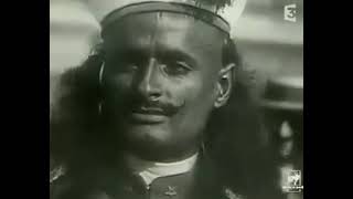 Une vidéo inédite de Seydina Issa Rohou Lahi filmé à Paris en 1931 • Apparition furtive #religion