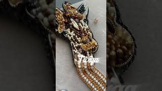 Брошь Twiga #брошьназаказ #брошьизбисера #handmade #вышивка #jewelry #brooch #украшения