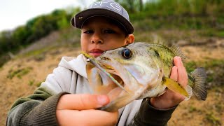 Catching all types of fish.. Crappie!! south bosque