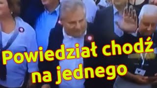 Aleksander Kwaśniewski tańczy vs POWIEDZIAŁ CHODŹ NA JEDNEGO marsz KOD 4.06.2016. Czy był pijany?