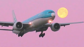 ✈️ KLM B777 vs. 🌚 FULL MOON