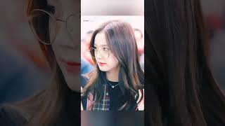 Which blackpink member look prettier in specs.......❤