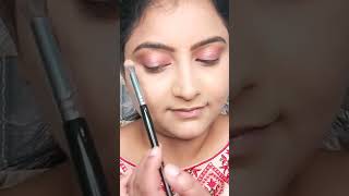 Beginner's friendly glittery eyes makeup for parties #shorts #ytshorts #makeupshorts #ashortaday