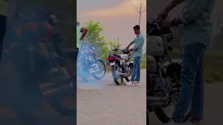 Rx100 vs Bullet 350 sound checking #yamaha #rx100 #bullet #rd350 #yamaharxz #exhaust #sound #bullet