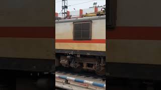 What happens if flag falls down from running Train #amazingfacts #railfacts #indianrailways