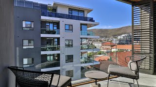 3 Bedroom Apartment For Sale in Sea Point - R7,495,000