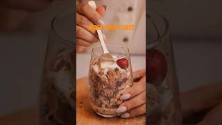 Overnight Oats With a Scoop of Ice Cream? 🤤 | Overnight Black Forest Oats | SaltInAll #Shorts