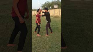 Self defense on road side💪 👊#shorts #viralvideo #trending #taekwondo #karate #selfdenfense #dltkd