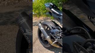 Do you like Carbon Fiber?🖤 #yamahar1 #motorcycle #carbonfiber