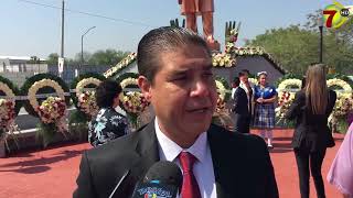 22 Paco Treviño realiza guardia de Honor en monumento a Benito Juárez