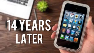 Unboxing a SEALED 14 year old iPod Touch!