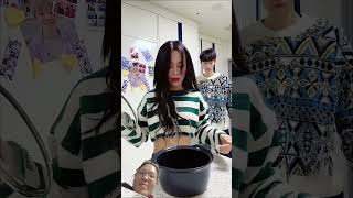 I FEEL GOOD #funny #memes #comedy #viralvideo #tiktok #cure #funnyvideo #viral #쇼츠 #cute #meme